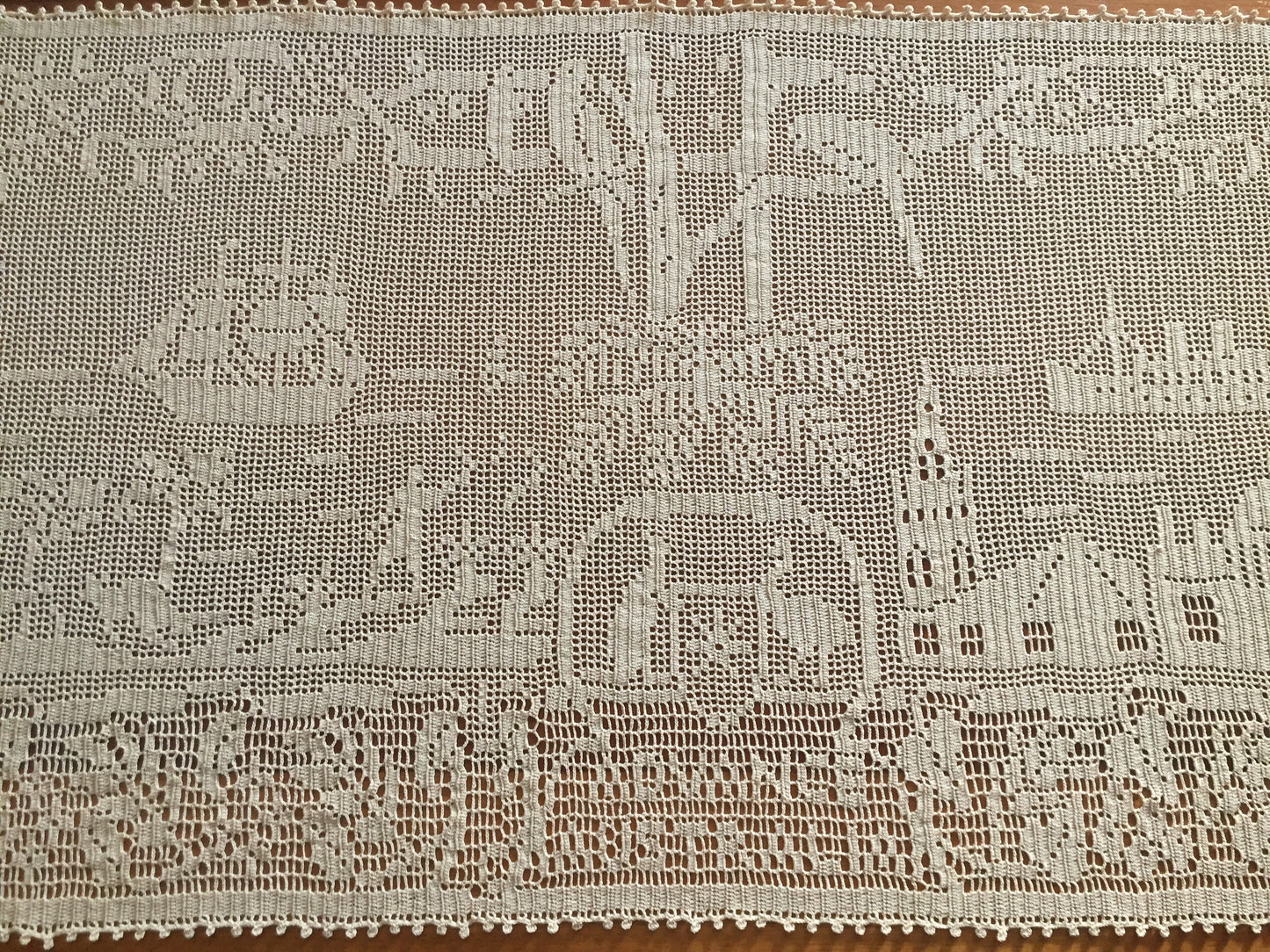Mary Card Designed 1934 Australian Souvenir of the Centenary Table Runner/Sideboard Cloth