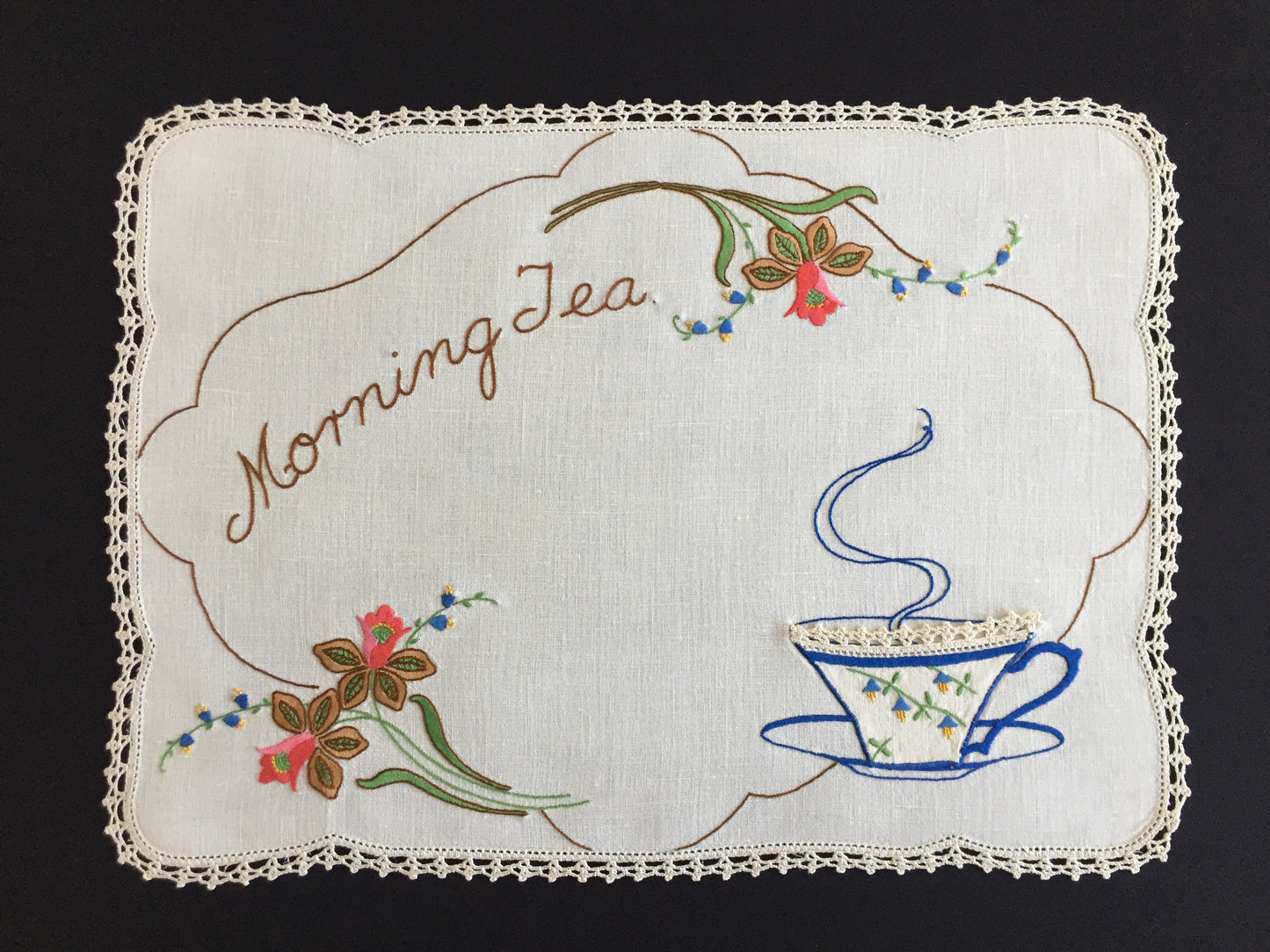Australian Vintage Hand Embroidered Floral Table Centrepiece / Placemat Doily