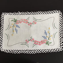 Load image into Gallery viewer, Australian Vintage Hand Embroidered Floral Table Centrepiece | Placemat Doily