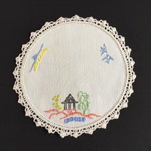 Load image into Gallery viewer, Australian Vintage Hand Embroidered Linen Doily