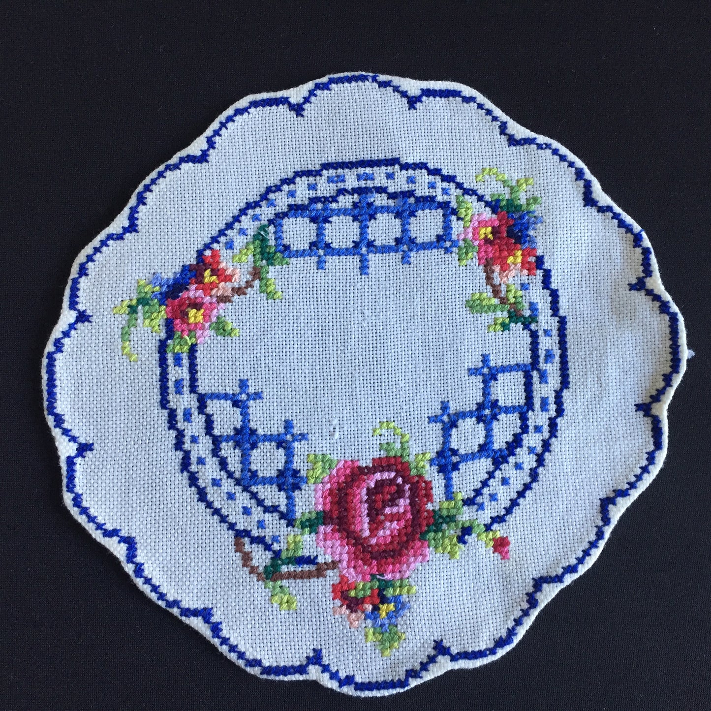 Vintage Counted Cross Stitch Hand Embroidered 3 Piece Floral Duchess Set