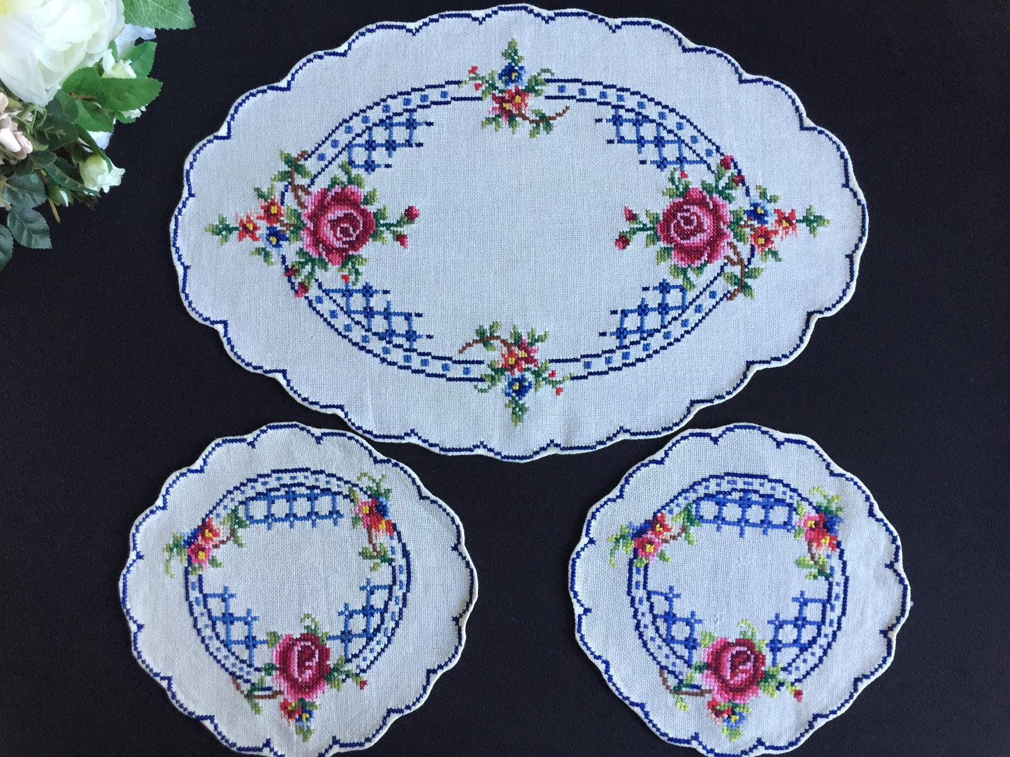 Vintage Counted Cross Stitch Hand Embroidered 3 Piece Floral Duchess Set