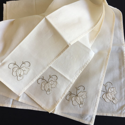 A Vintage Set of 4 Hand Embroidered Floral Beige Reusable Napkins