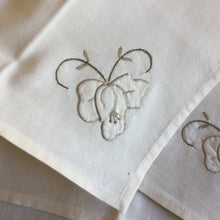 Load image into Gallery viewer, A Vintage Set of 4 Hand Embroidered Floral Beige Reusable Napkins