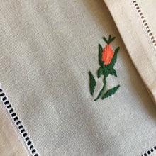 Load image into Gallery viewer, A Vintage Set of 8 Hand Embroidered Floral Beige Linen Reusable Napkins