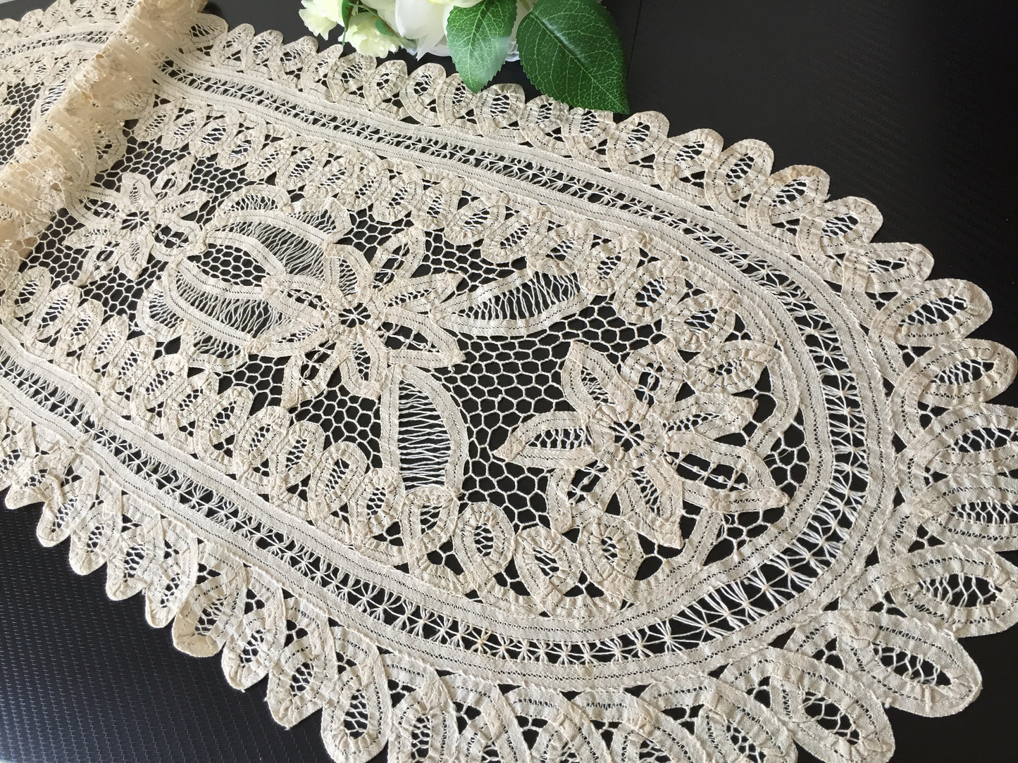 Vintage Beige/Ecru Cotton Battenburg Lace Table Runner