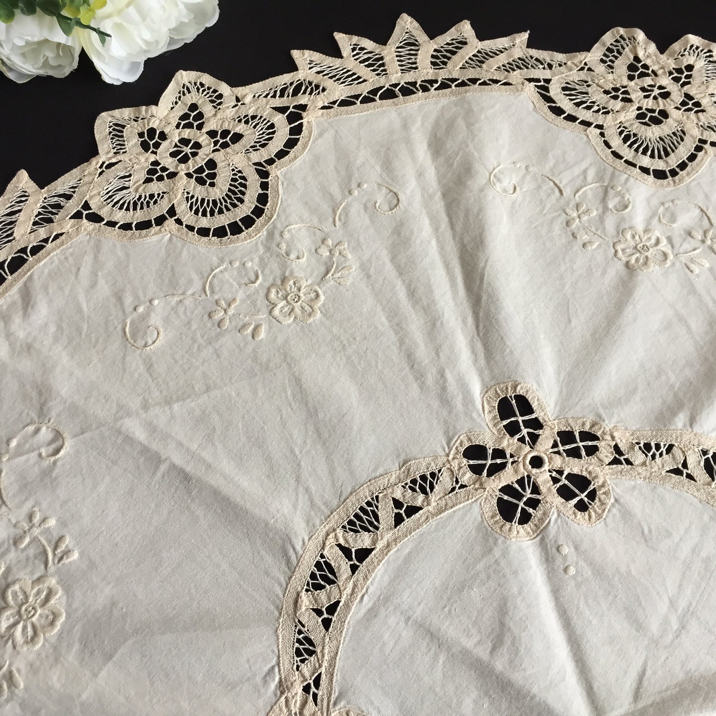 Hand Embroidered Vintage Beige Cotton & Battenburg Lace 35" Tablecloth