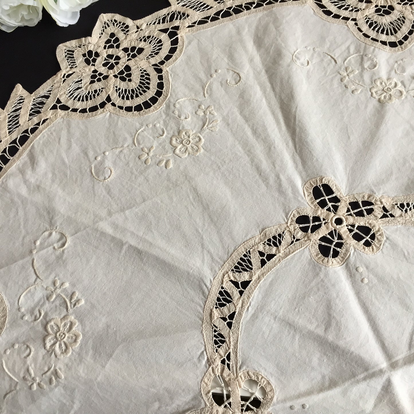 Hand Embroidered Vintage Beige Cotton & Battenburg Lace 35" Tablecloth