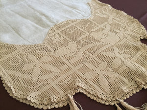 Collectible Vintage Linen Buffet Scarf with Mary Card Designed "BIRD and NEST" Filet Crochet Lace (1925, and Crochet Book No. 7 1928)