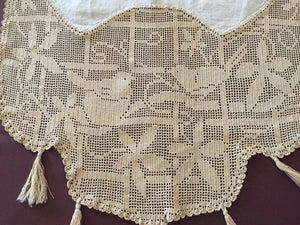 Collectible Vintage Linen Buffet Scarf with Mary Card Designed "BIRD and NEST" Filet Crochet Lace (1925, and Crochet Book No. 7 1928)