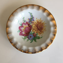 Load image into Gallery viewer, Collectible Vintage Westminster Australia Fine China Floral Ring Dish