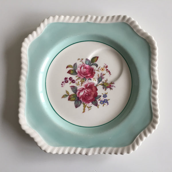 Johnson Brothers Old English WindsorWare JB21 Light Blue Tennis Saucer