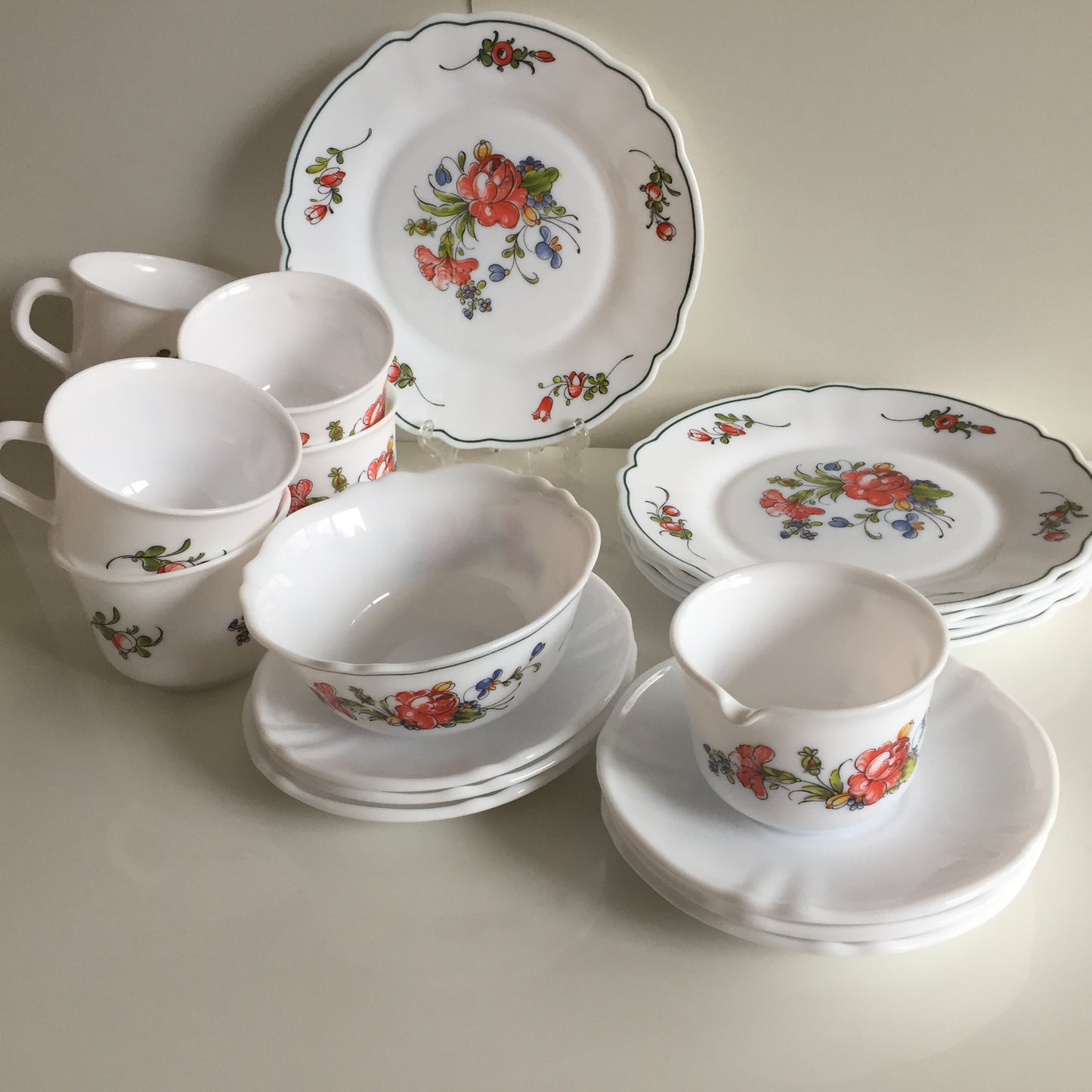 Vintage Arcopal France Tea Set "Ronsard / Provincial Floral" 20 pcs for 6 People