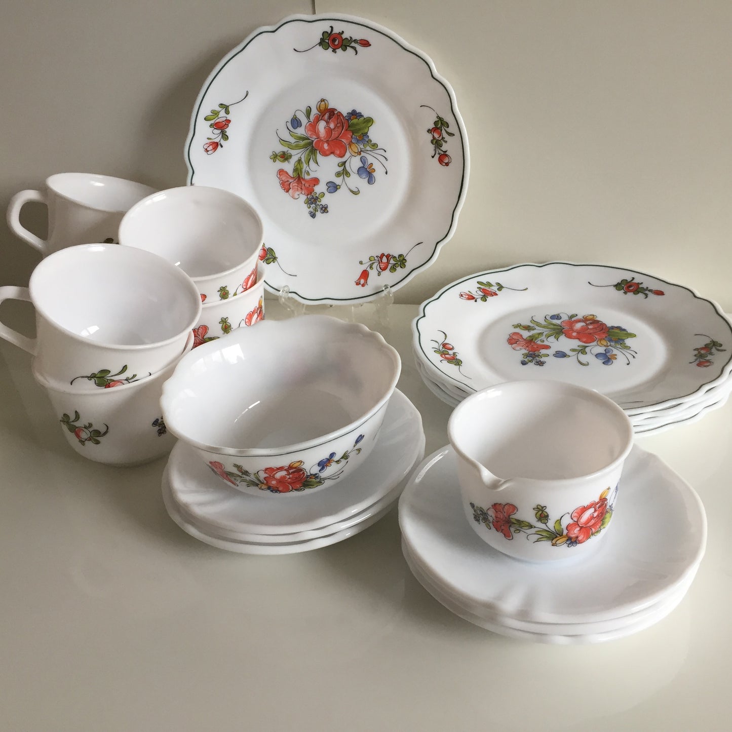 Vintage Arcopal France Tea Set "Ronsard / Provincial Floral" 20 pcs for 6 People