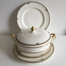 Load image into Gallery viewer, Vintage Alfred Meakin Wilton Dinner Set Replacements