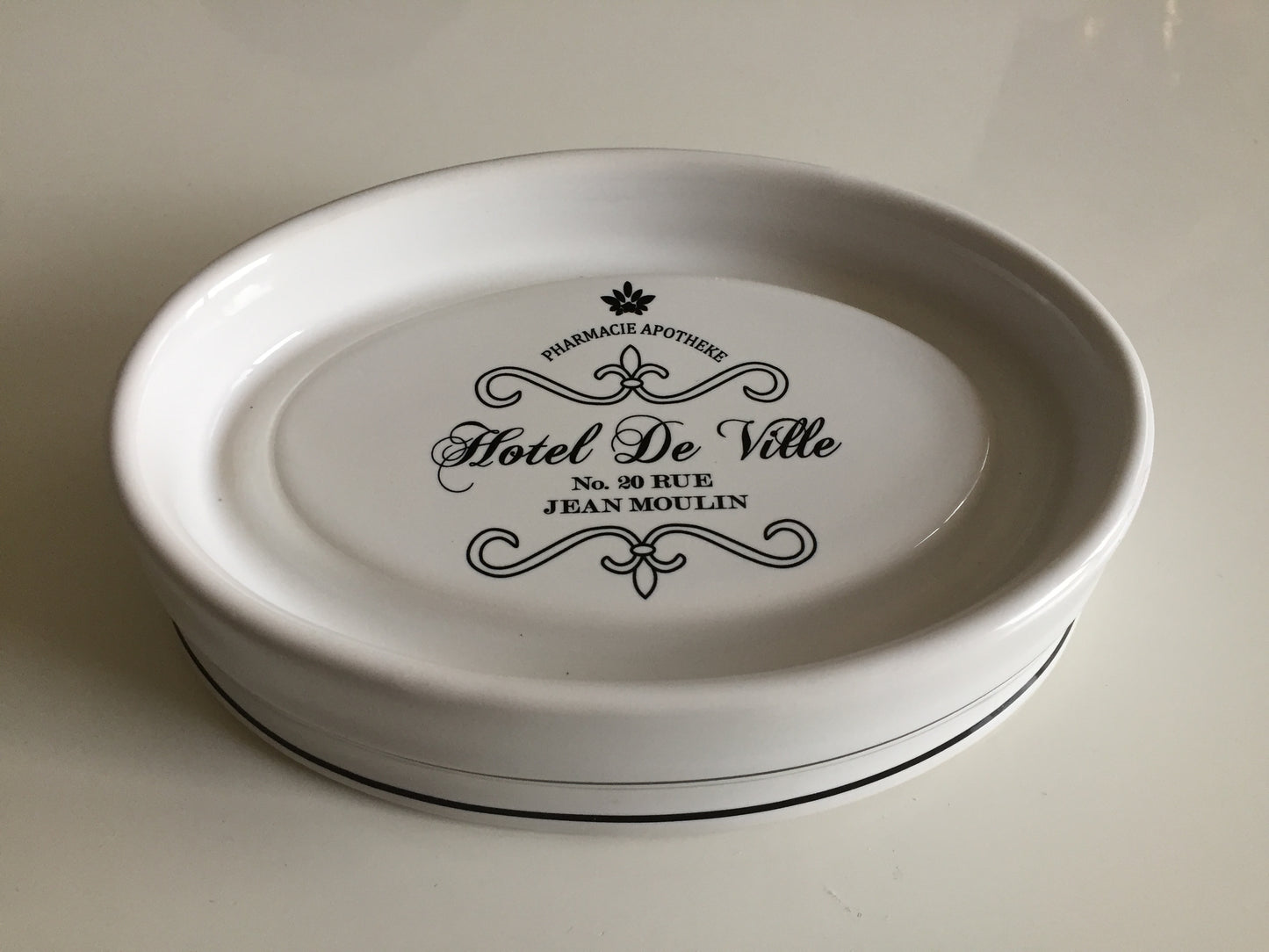 French Pharmacy Design Vintage White Porcelain Soap Dish