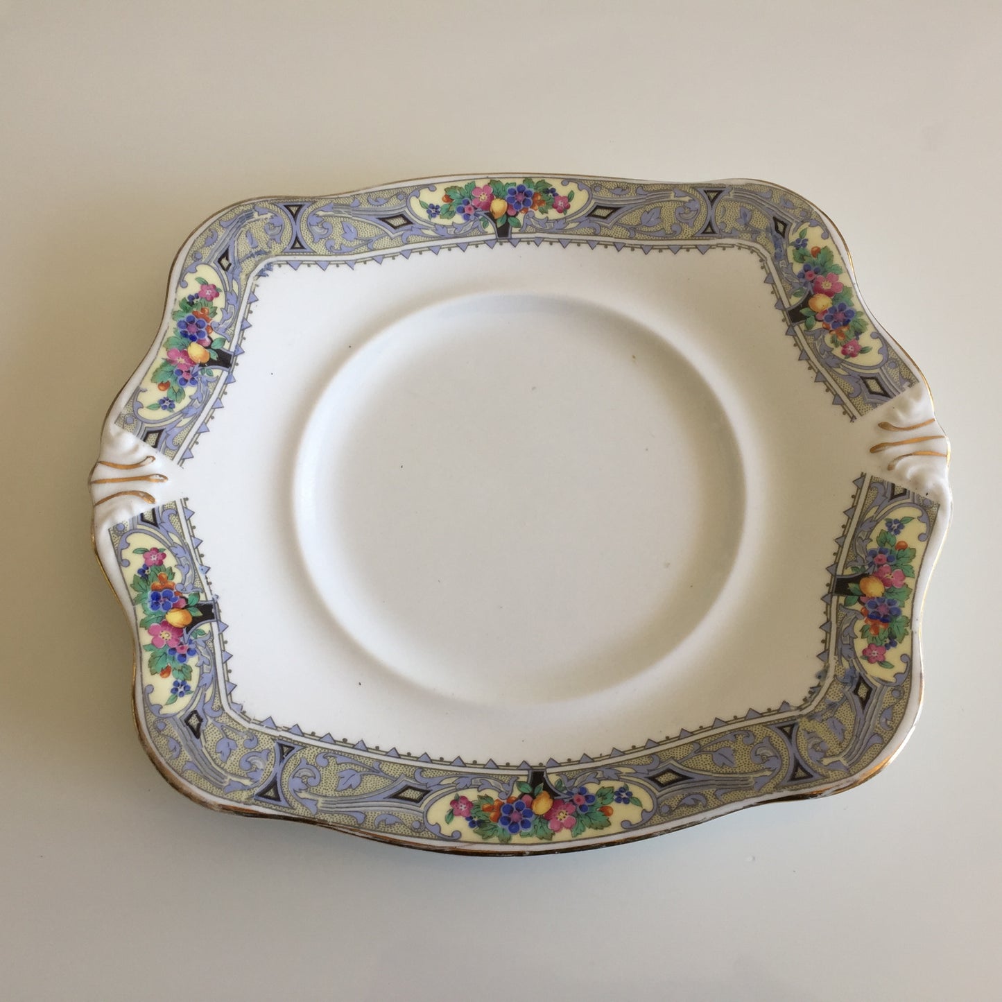Handled Vintage Tuscan (UK) Cake Plate | Art Deco Urn of Fruit & Flowers