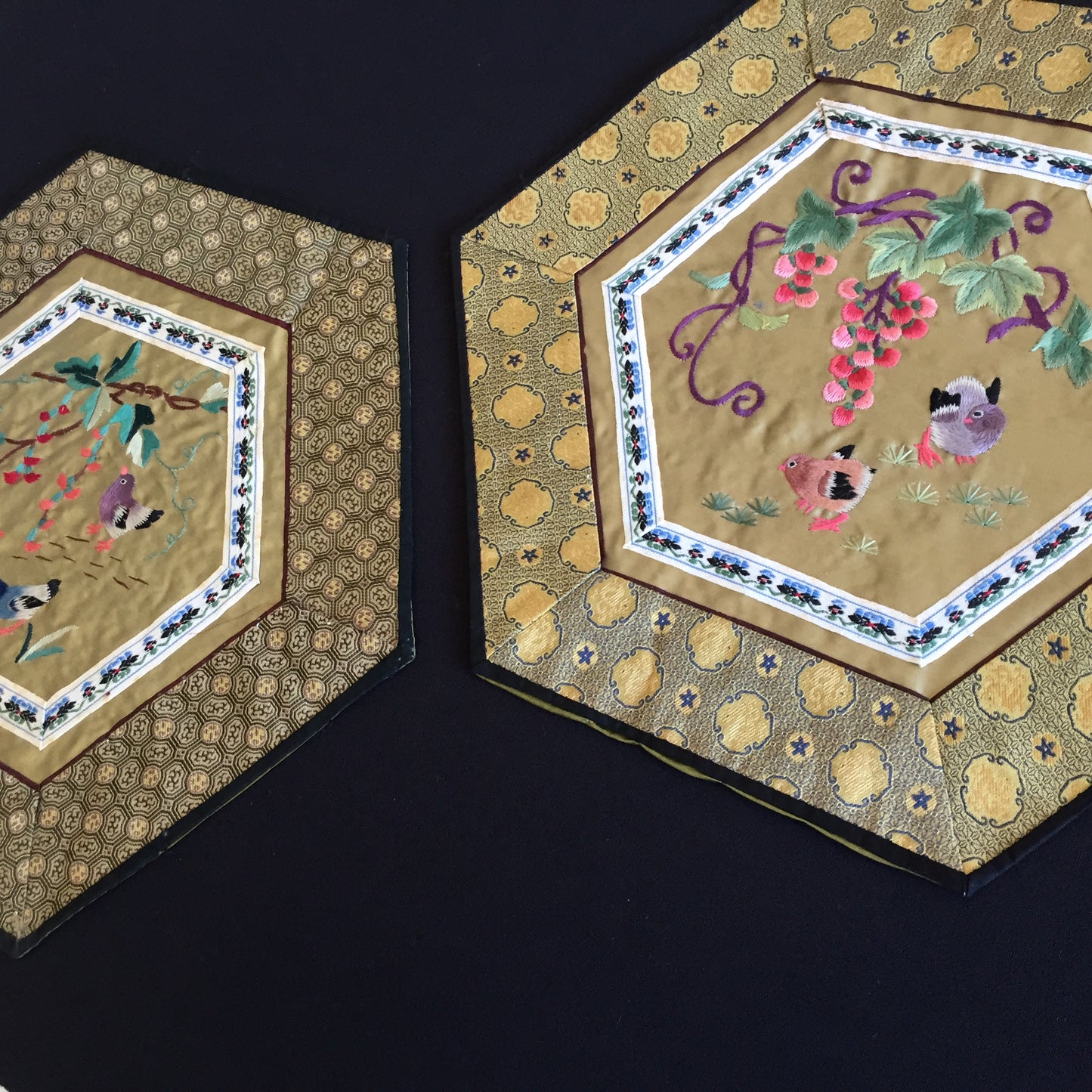 Traditional Vintage Chinese Silk Hand Embroidery Art Featuring Bird and Flower Motifs