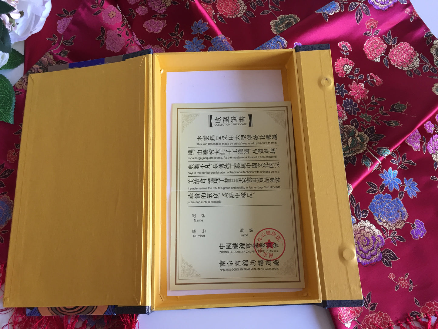 Nanjing Yunjin (Cloud Brocade) Silk Shawl in Official Presentation Gift Box Unused Vintage