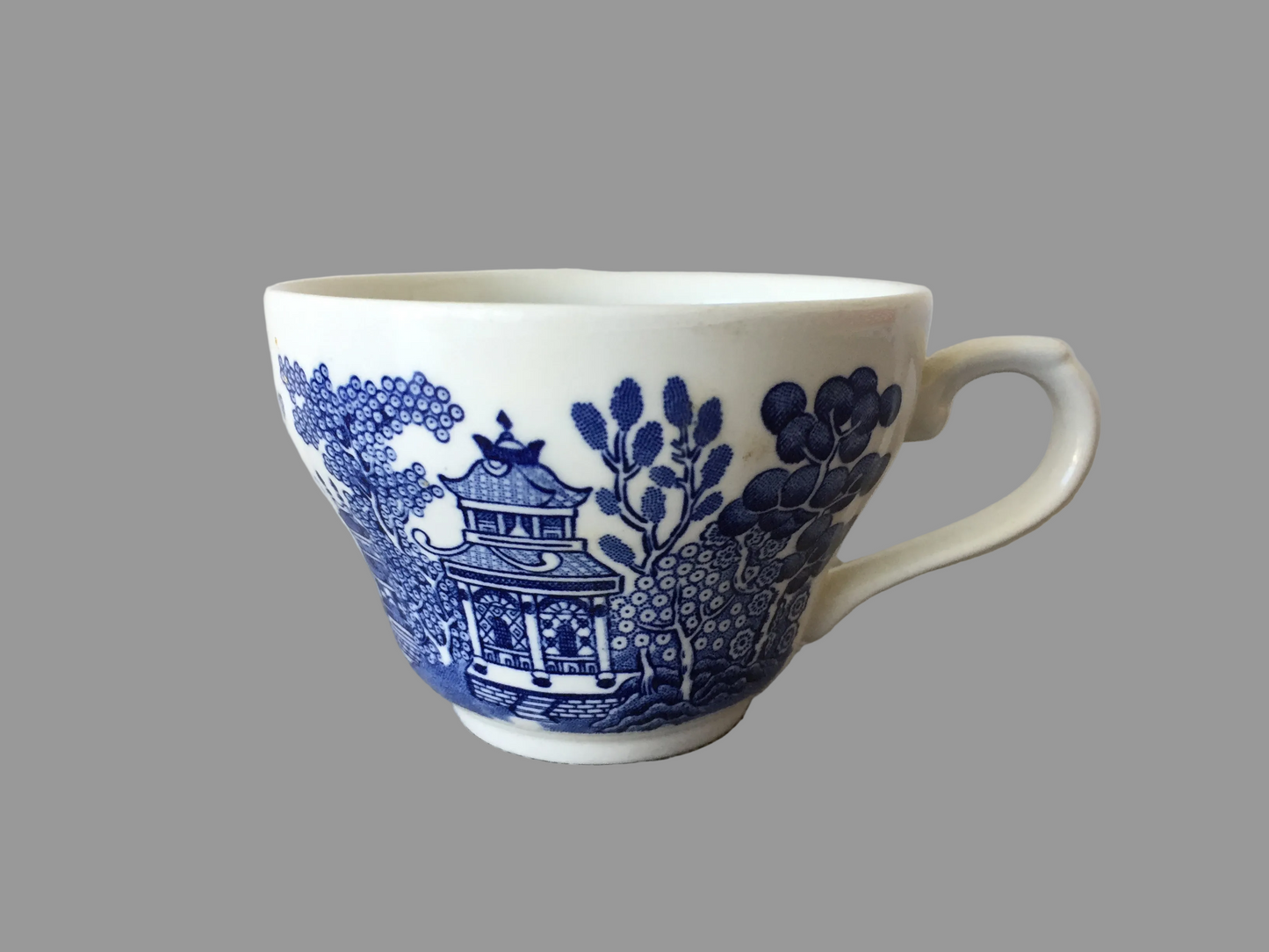 Vintage Oriental Blue Willow Ceramic Teacup Made in England Churchill