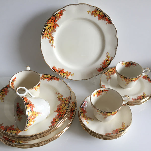 Grindley Vintage Creampetal Autumn Leaves Pattern Dinner Set of 20 Pcs