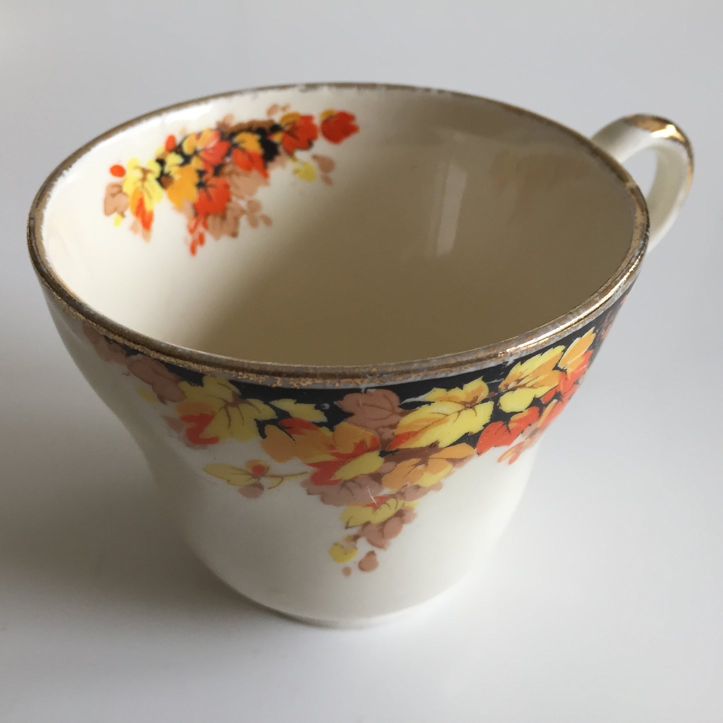 Grindley Vintage Creampetal Autumn Leaves Pattern Dinner Set of 20 Pcs