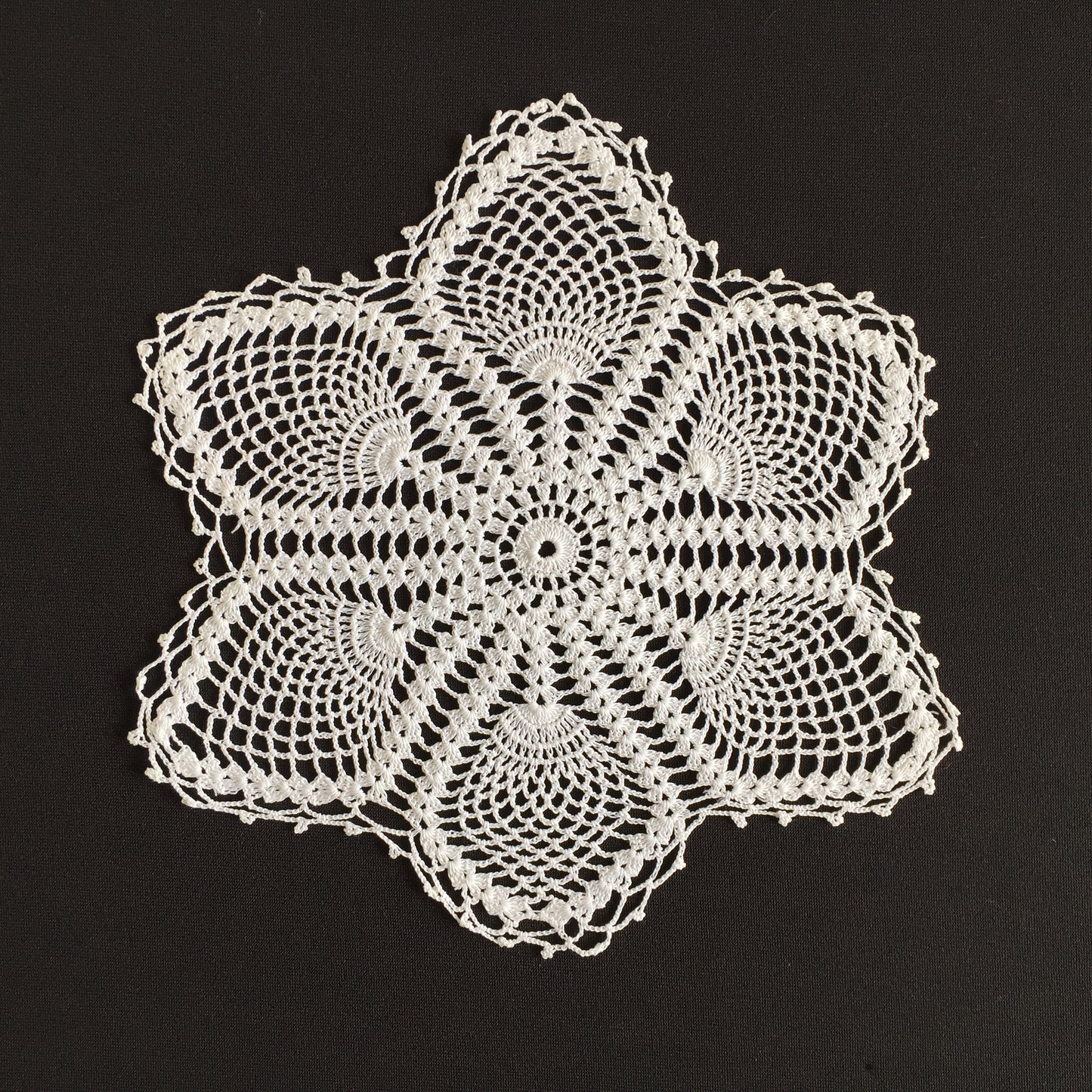 Handmade Vintage Crocheted Cotton Lace 7.5" Doily with Pineapple Pattern