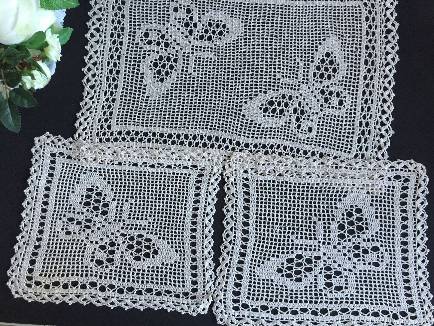 Butterfly Patterned Vintage Handmade Cotton Crochet Lace Doily Dressing Table Set