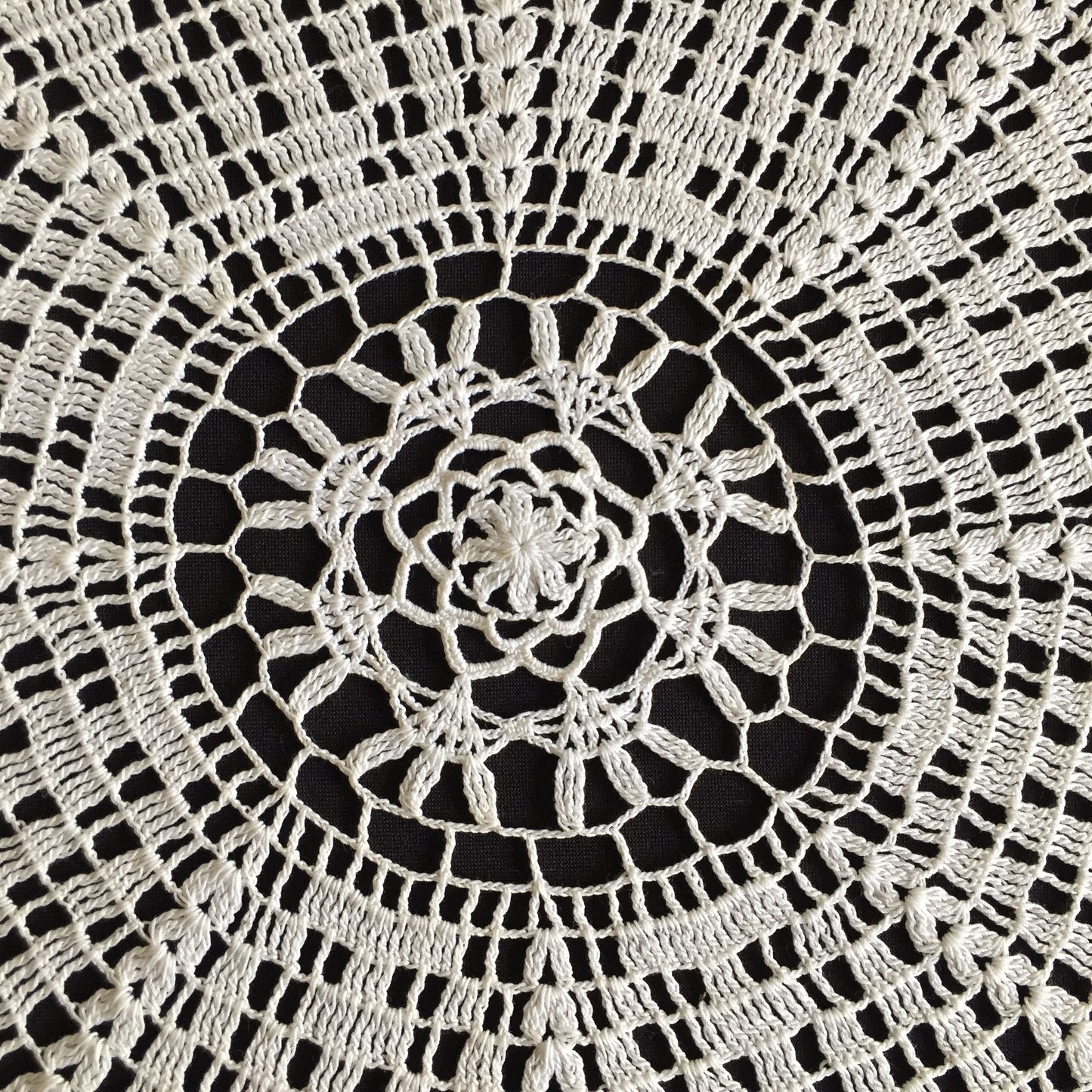 Vintage Handmade Cotton Crochet Lace Table Centrepiece Doily Star Shape