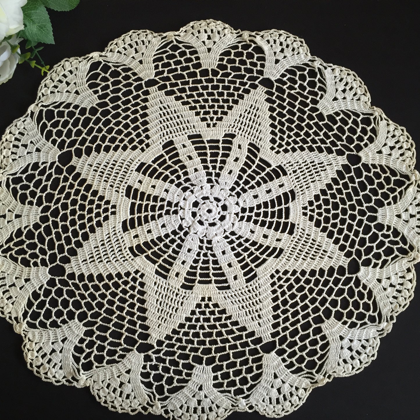 Vintage Handmade Cotton Crochet Lace Table Centrepiece Doily
