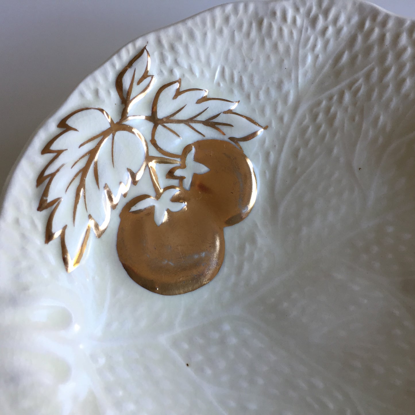 Crown Devon Embossed Leaf Shaped Ring Dish Art Deco Vintage