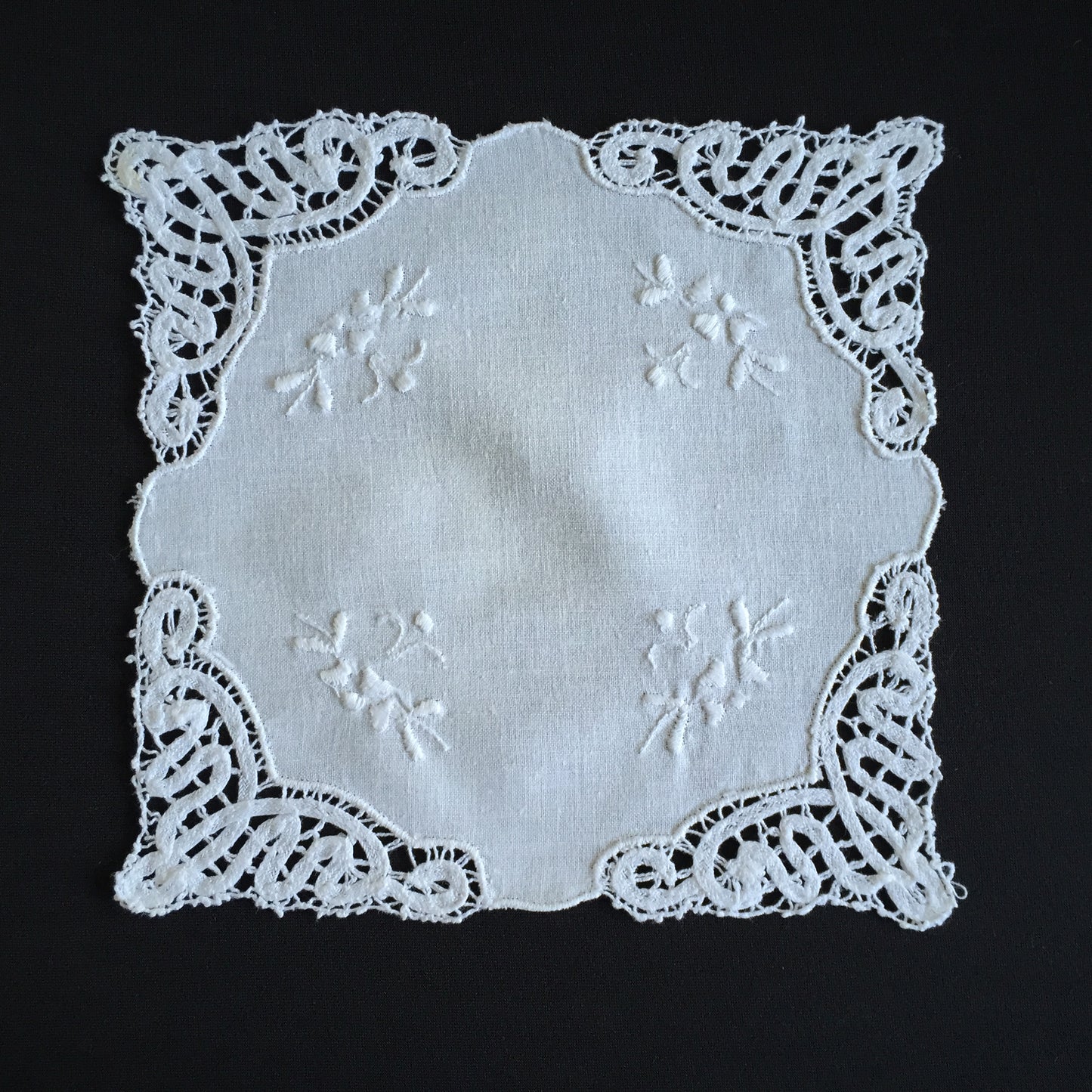 Vintage Hand Embroidered Whitework Tray Cloth Doily with Lace Edging