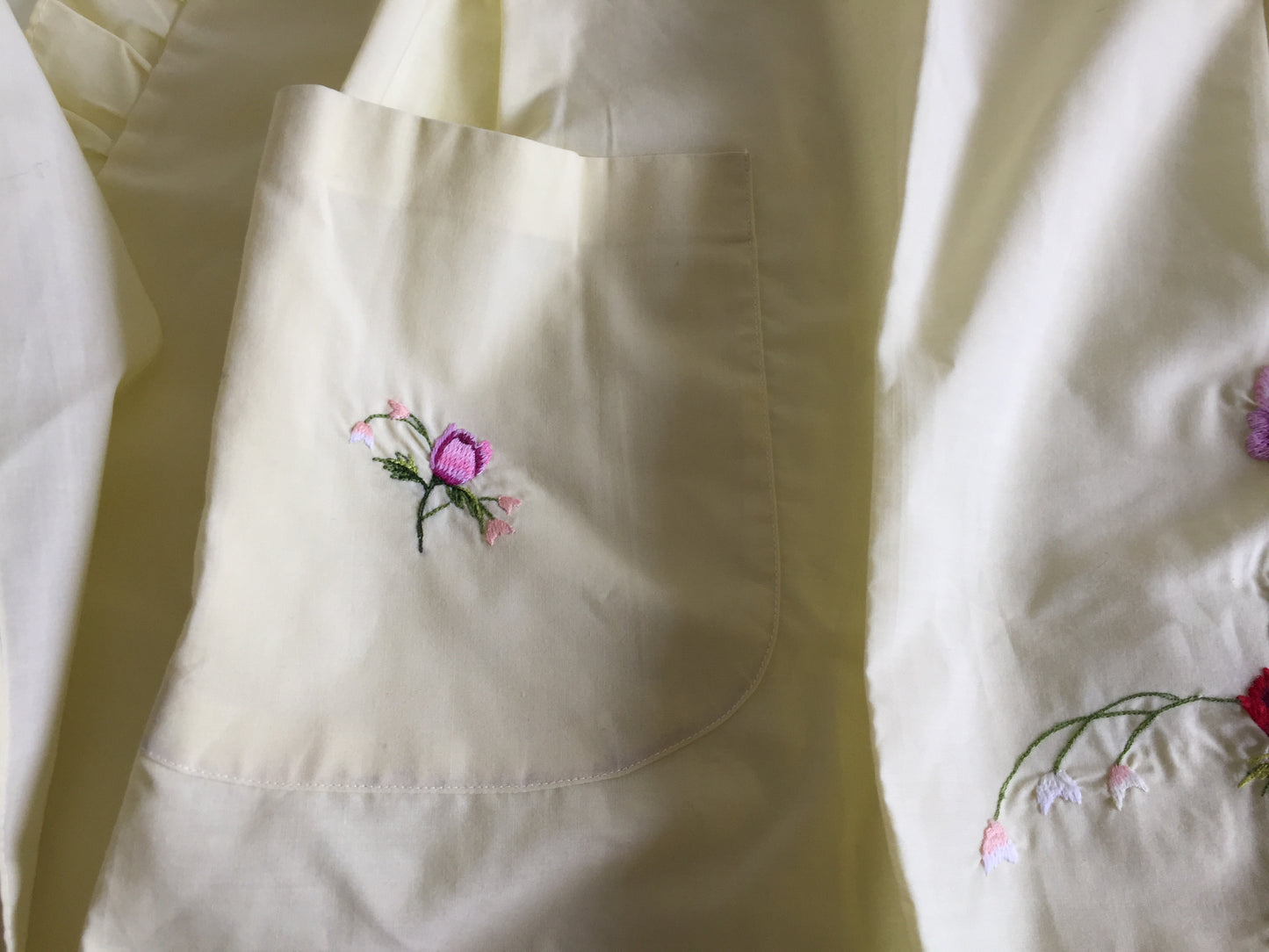 1990s Vintage Unused Embroidered Half Kitchen Apron | Yellow Cotton with Frills and a Pocket