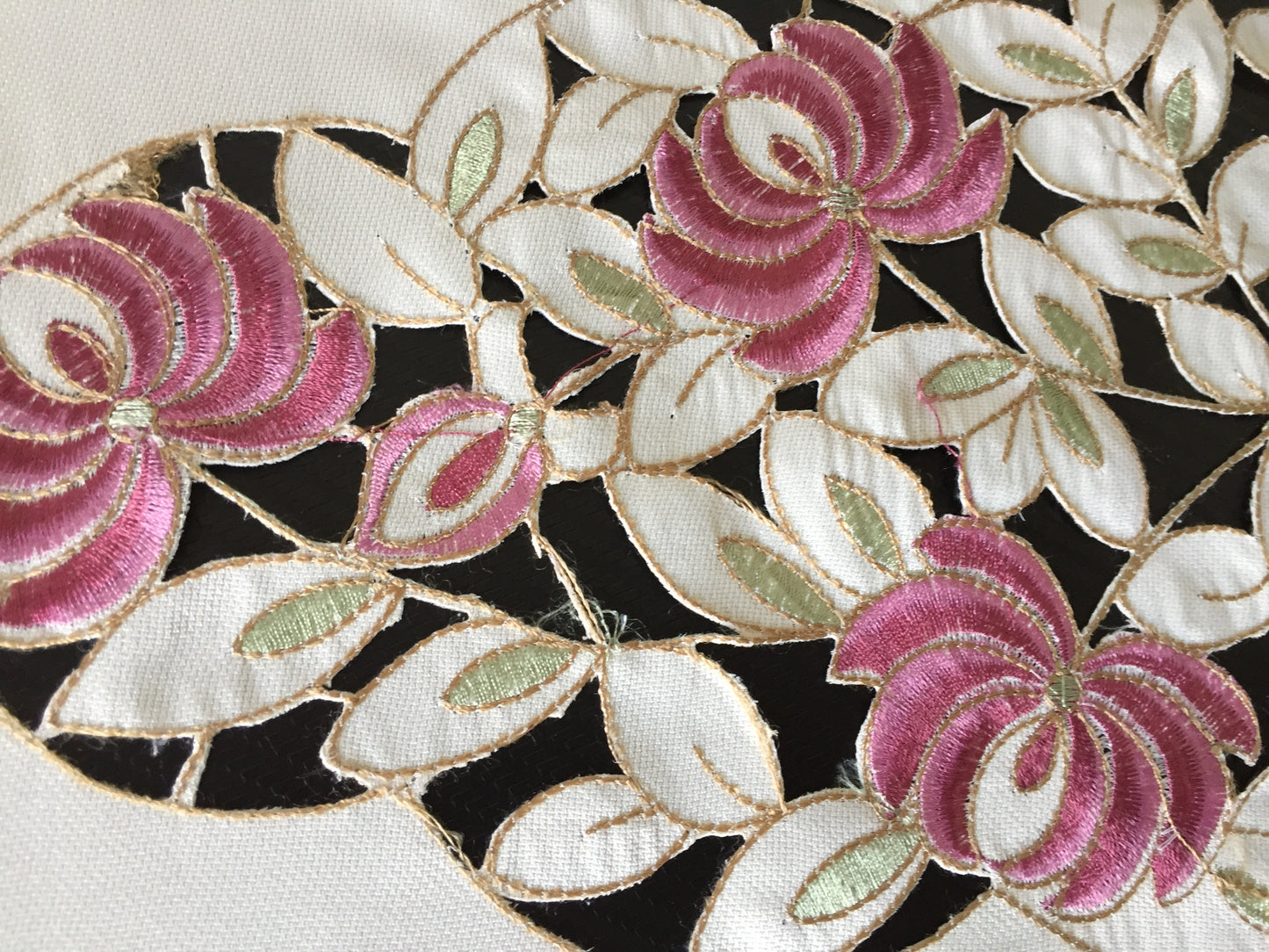 Vintage Cutwork Embroidered Polyester Silk Table Runner