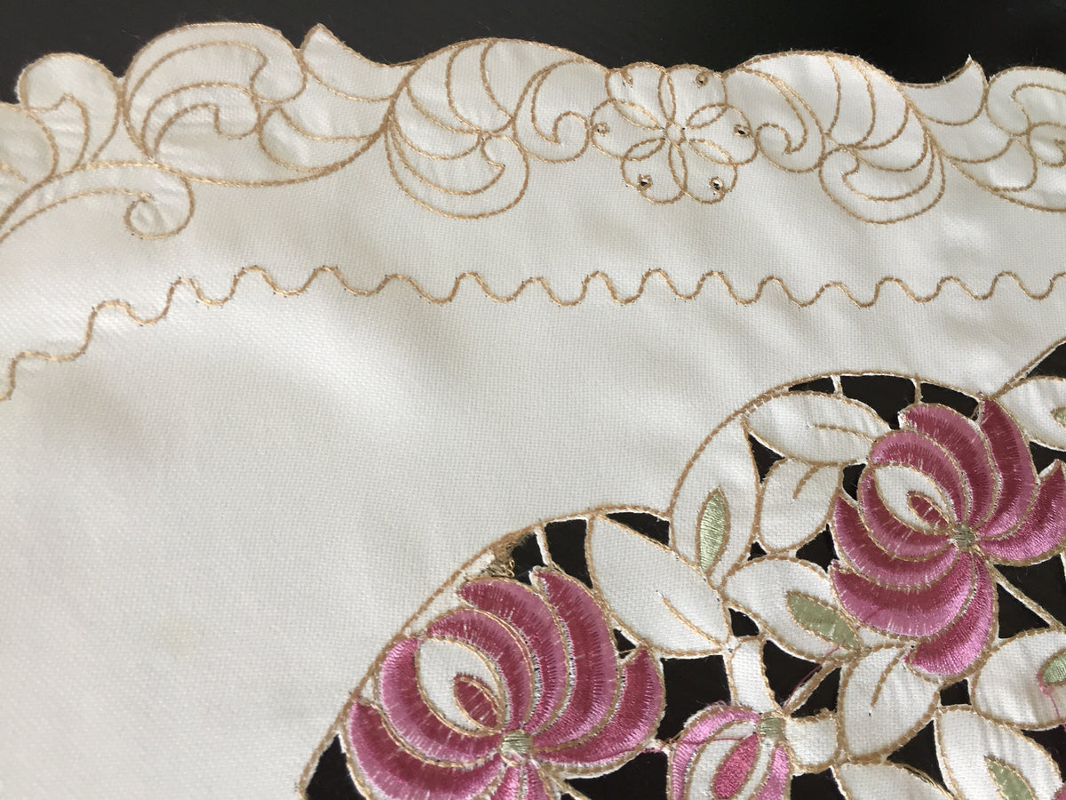 Vintage Cutwork Embroidered Polyester Silk Table Runner