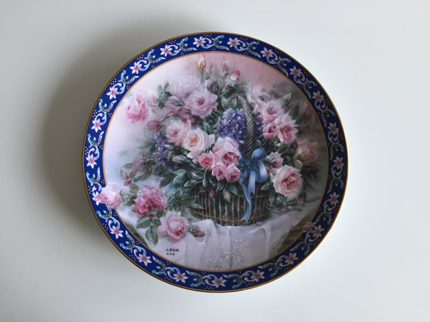 Vintage Lena Liu ROSES Porcelain Collector Plate, 1992