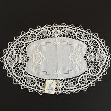 Load image into Gallery viewer, Unused Vintage Oval Hand Embroidered White Doily with a Venetian Lace Border