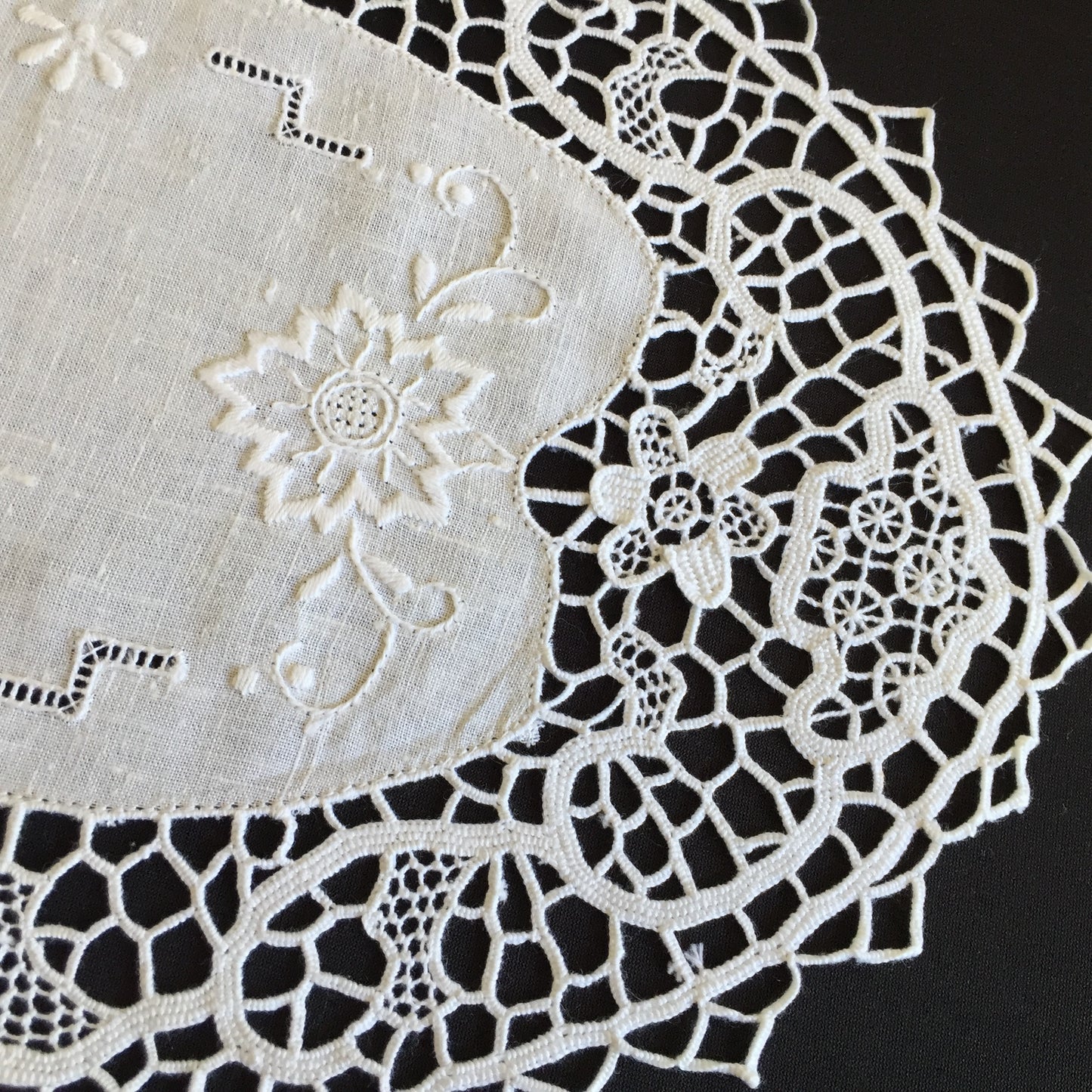 Unused Vintage Oval Hand Embroidered White Doily with a Venetian Lace Border