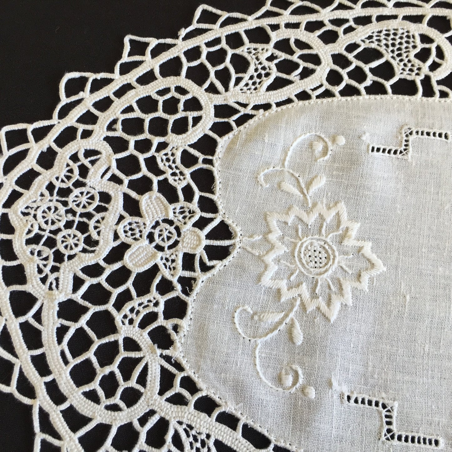 Unused Vintage Oval Hand Embroidered White Doily with a Venetian Lace Border