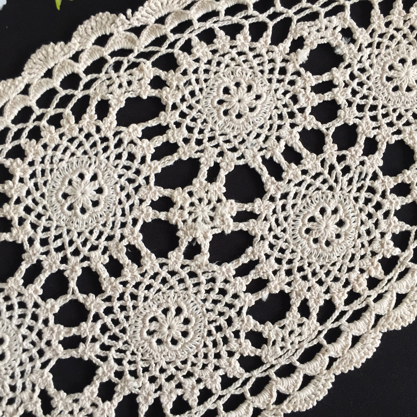 Vintage Crocheted Oval Cotton Lace Doily Placemat | Tray Cloth