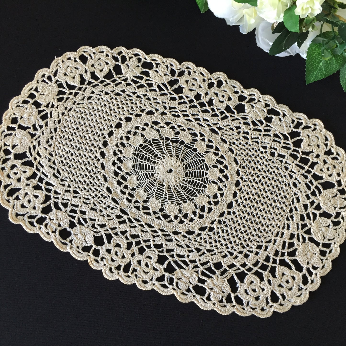 Ecru Cotton Oval Crocheted & Knitted Lace Table Centre Doily Handmade Vintage