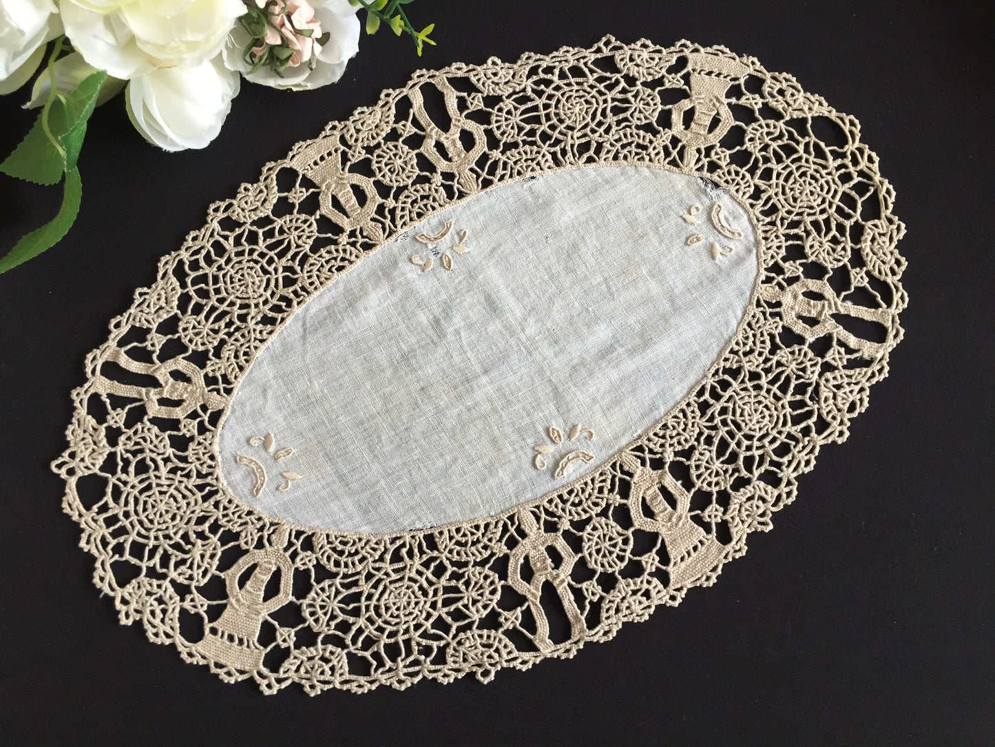 Antique Embroidered Linen Table Centre Doily with Figural Lace Edging