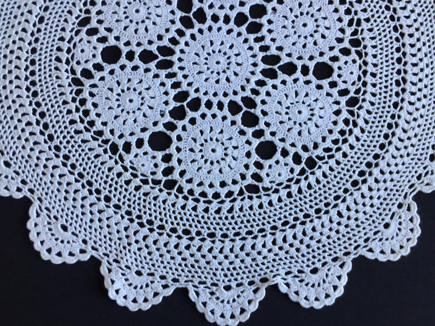 Large Round Cotton Crochet Lace Table Centre Mat | Mid-century Vintage Handmade
