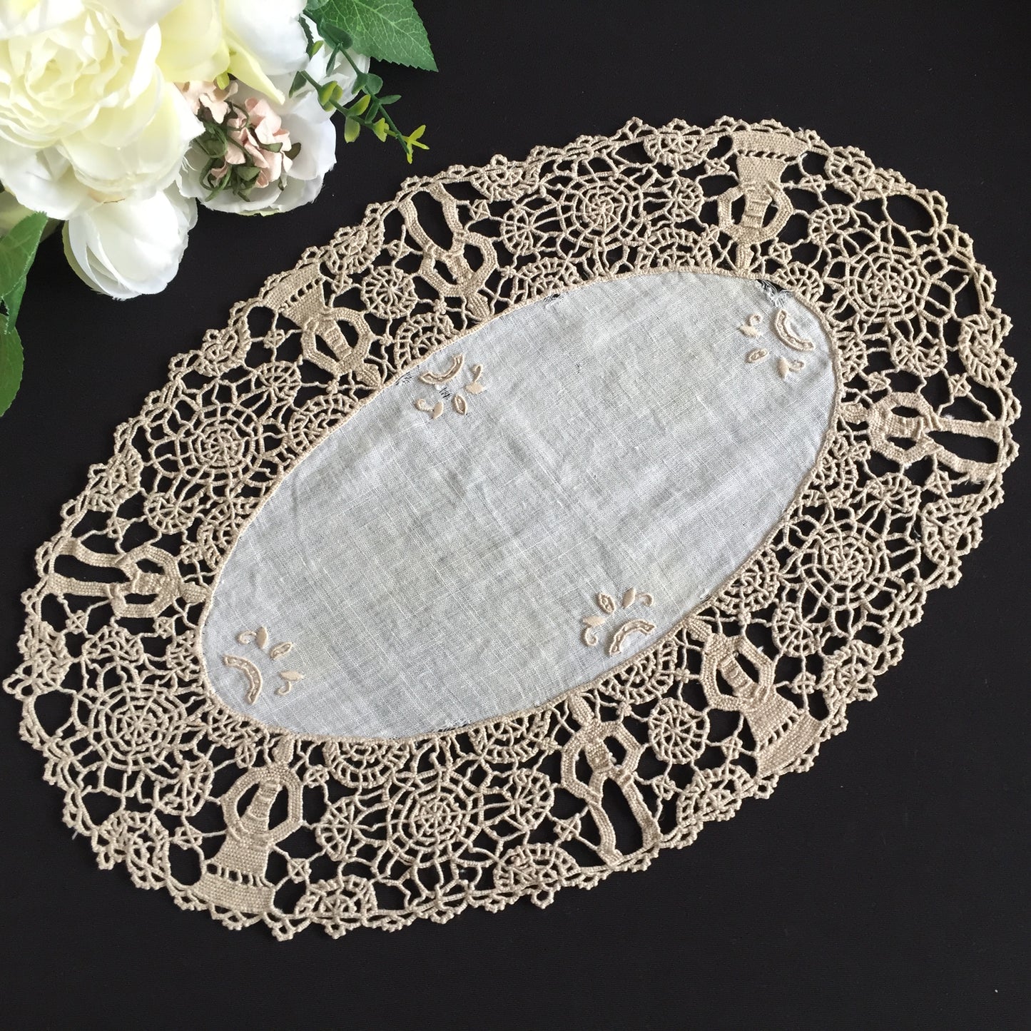 Antique Embroidered Linen Table Centre Doily with Figural Lace Edging
