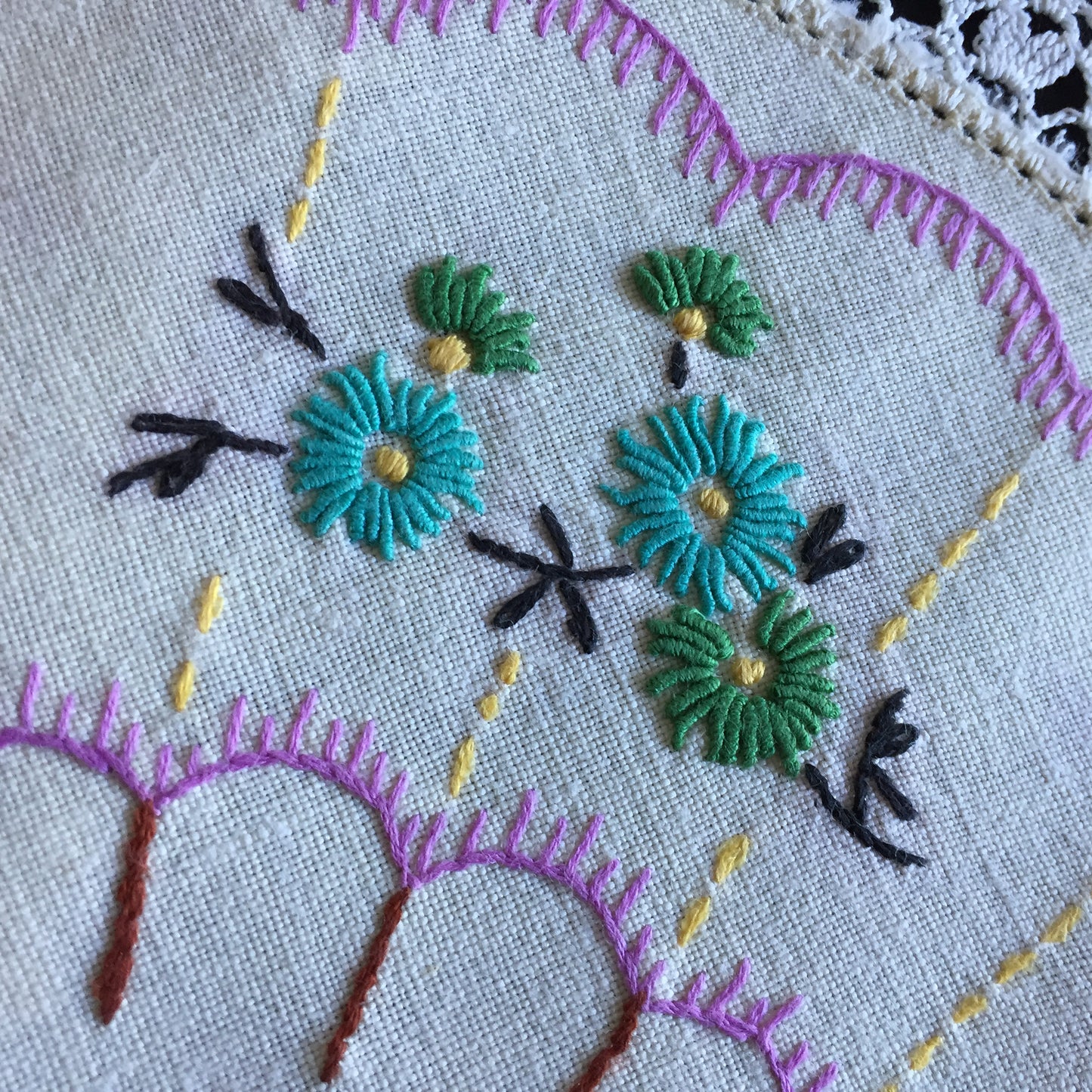 Hand Embroidered 3 Pce Duchess Set: Crinoline Lady Design | Vintage Doilies