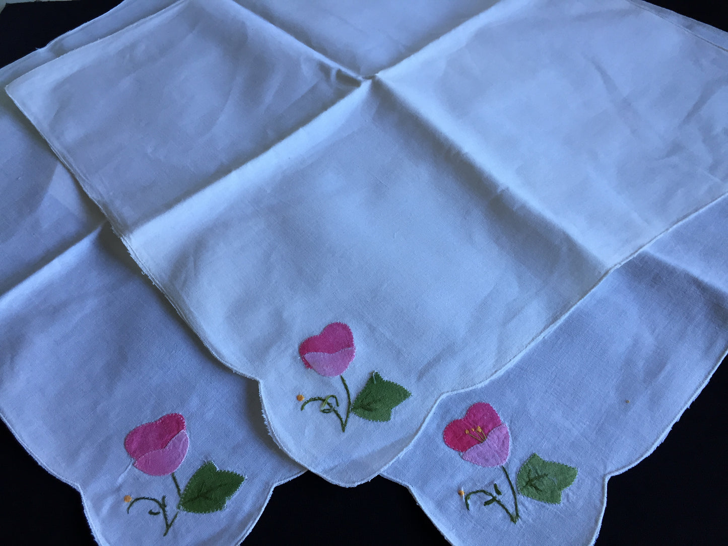A Set of 3 Applique Embroidered Cloth Napkins in Pink, Green and White