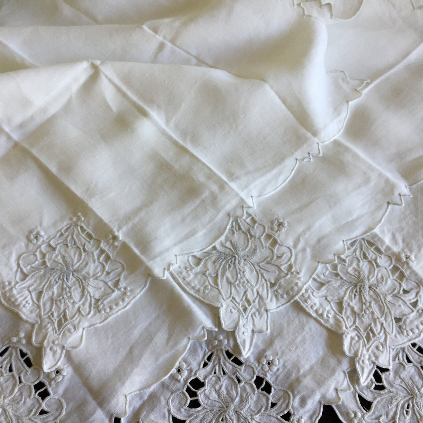 Set of 6 Edwardian Antique Madeira Hand Embroidered White Reusable Linen Napkins