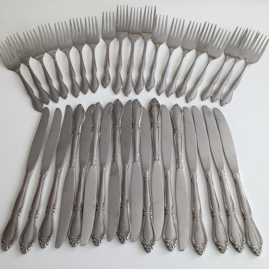 Stainless Steel Flatware Vintage Set of 18 Knives, 16 Forks: Party Cutlery