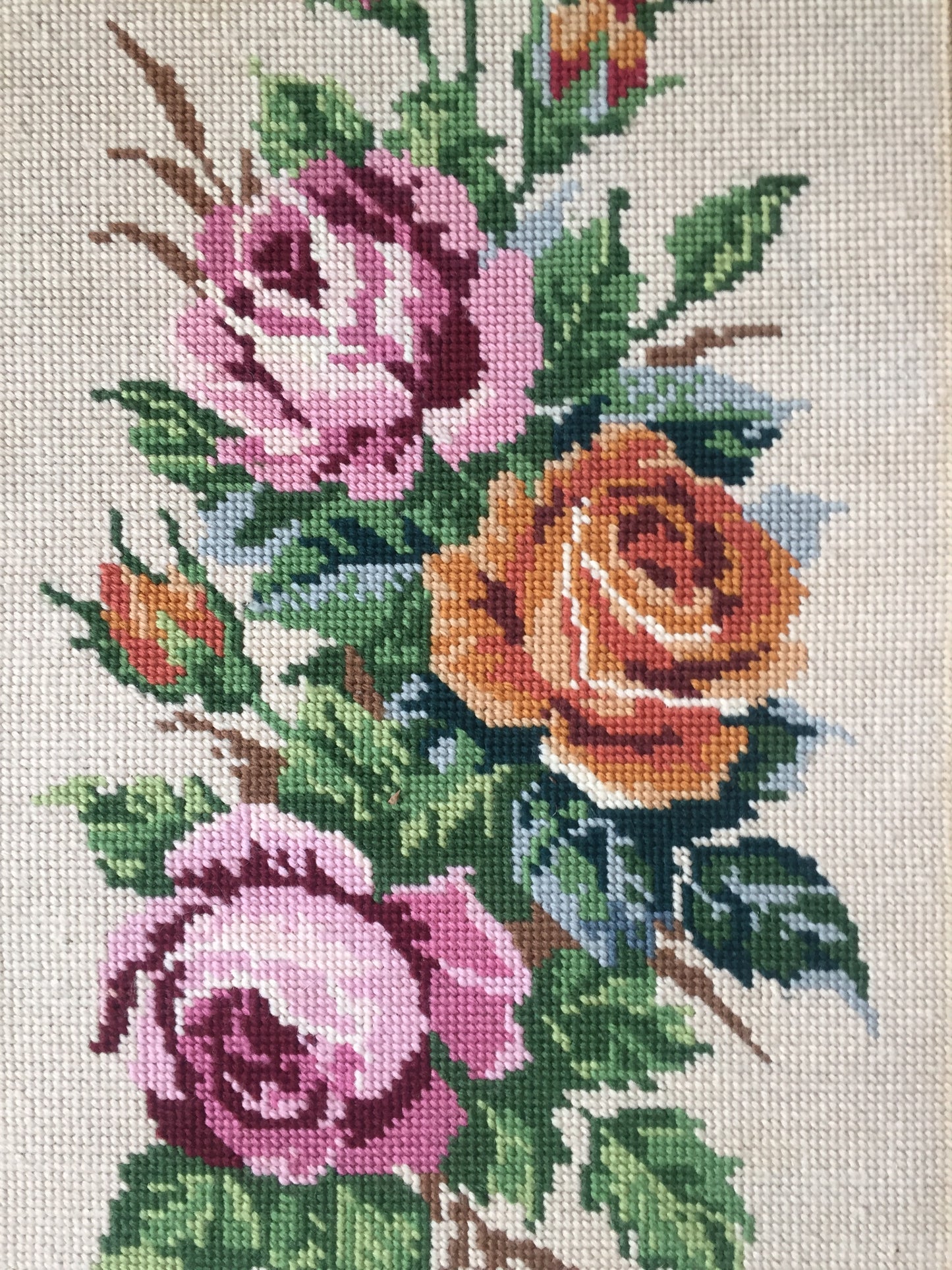 Framed Needlepoint Roses Picture Gobelin Tapestry 1990s Vintage