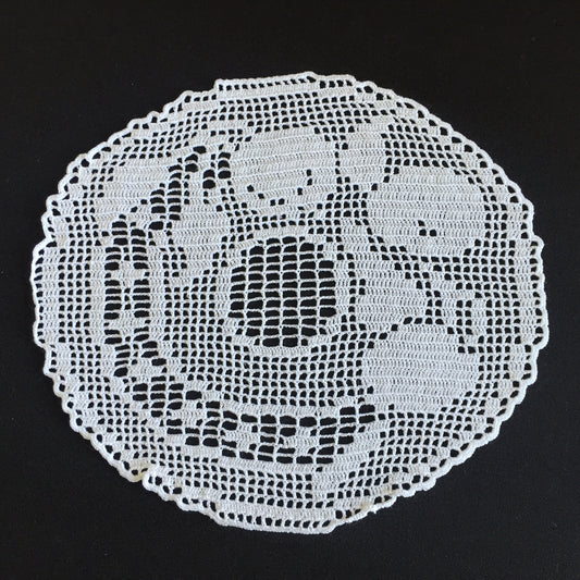 Mary Card  Fruit Set of Luncheon Mats and Centre-Piece  "APPLE" Collectible Vintage Filet Crochet Lace Placemat - Chart No. 60